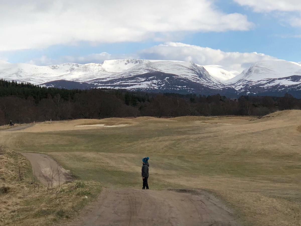 Ventoux Villa Aviemore Exterior photo